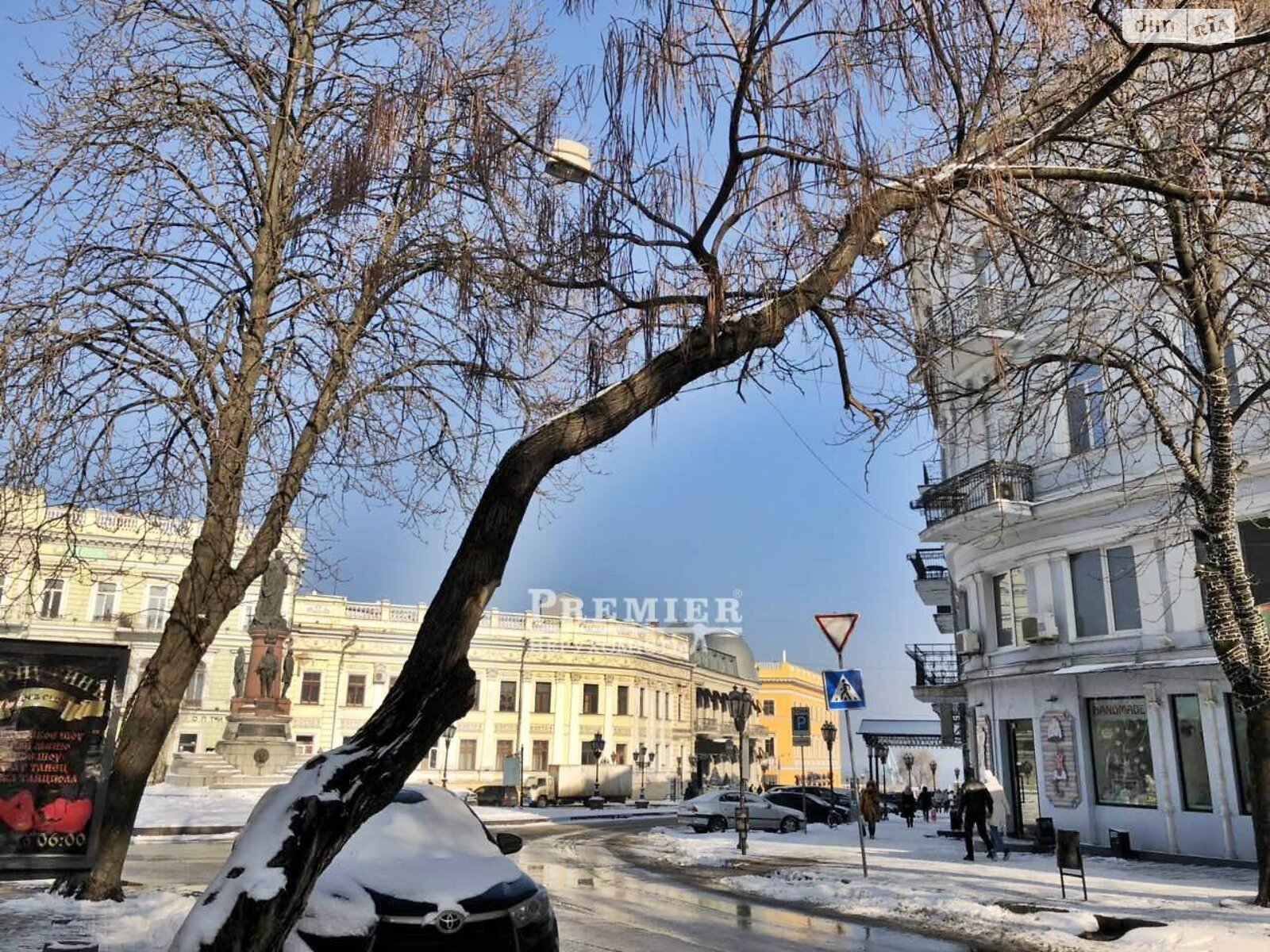 Аренда офисного помещения в Львове, Банаха улица 1, помещений - 3, этаж - 1 фото 1