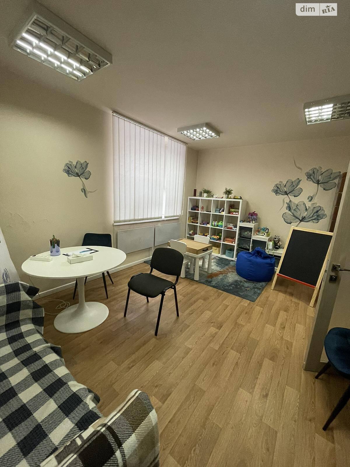 Аренда офисного помещения в Львове, Котляревского улица, помещений - 3, этаж - 1 фото 1