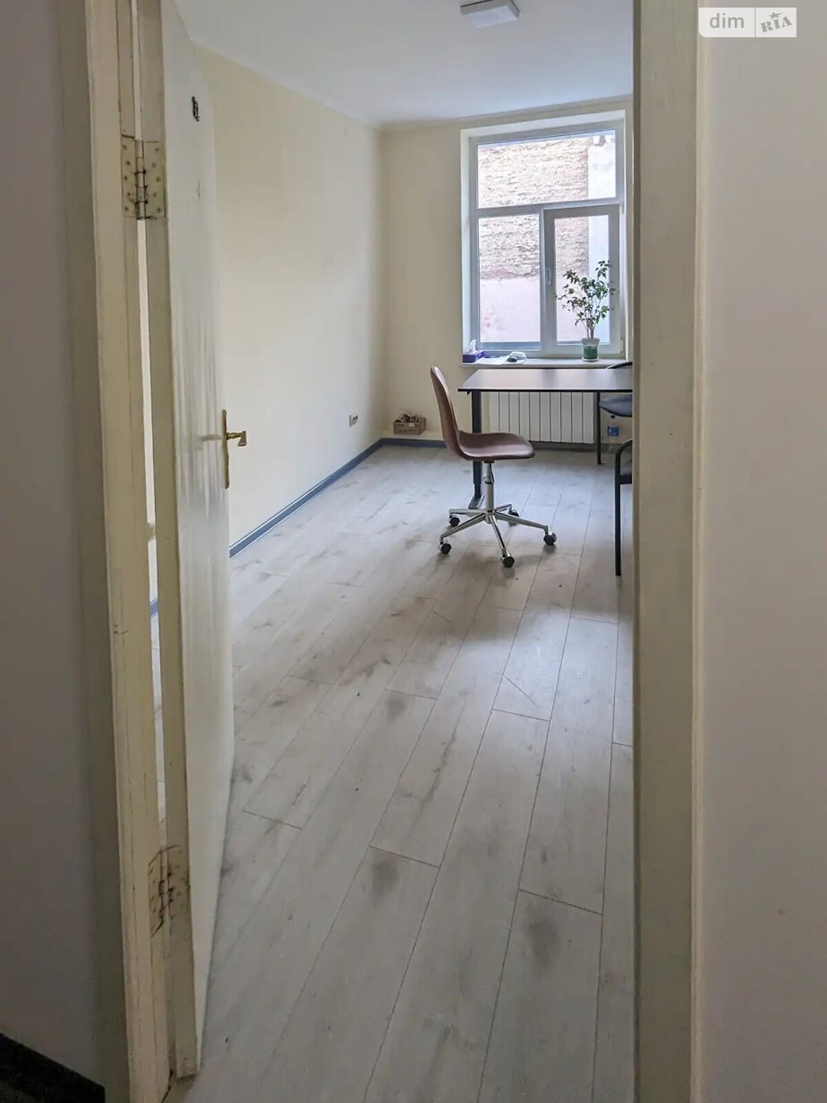 Аренда офисного помещения в Львове, Костя Левицкого улица, помещений -, этаж - 3 фото 1