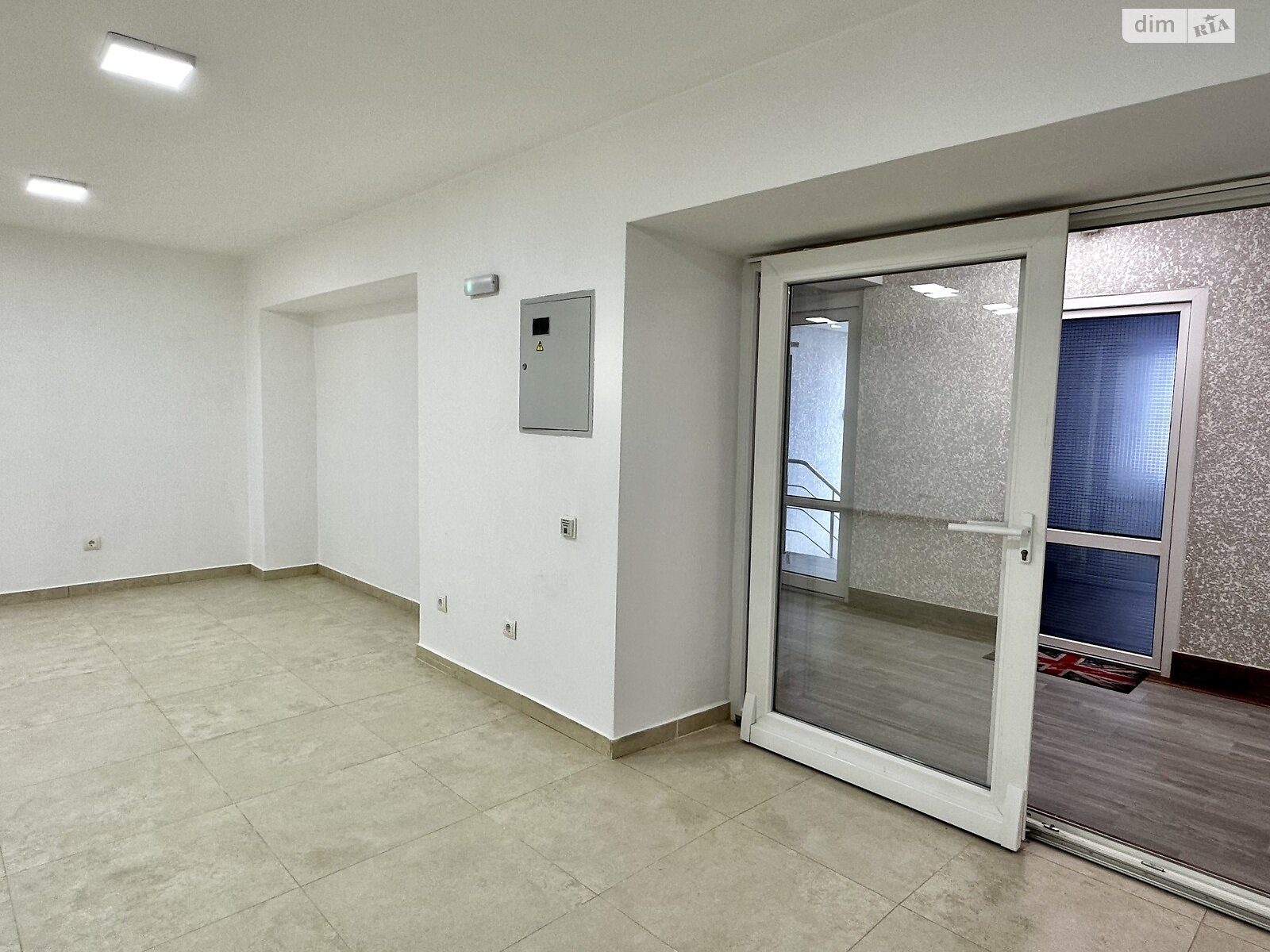 Аренда офисного помещения в Тернополе, Галицкая улица, помещений - 1, этаж - 2 фото 1