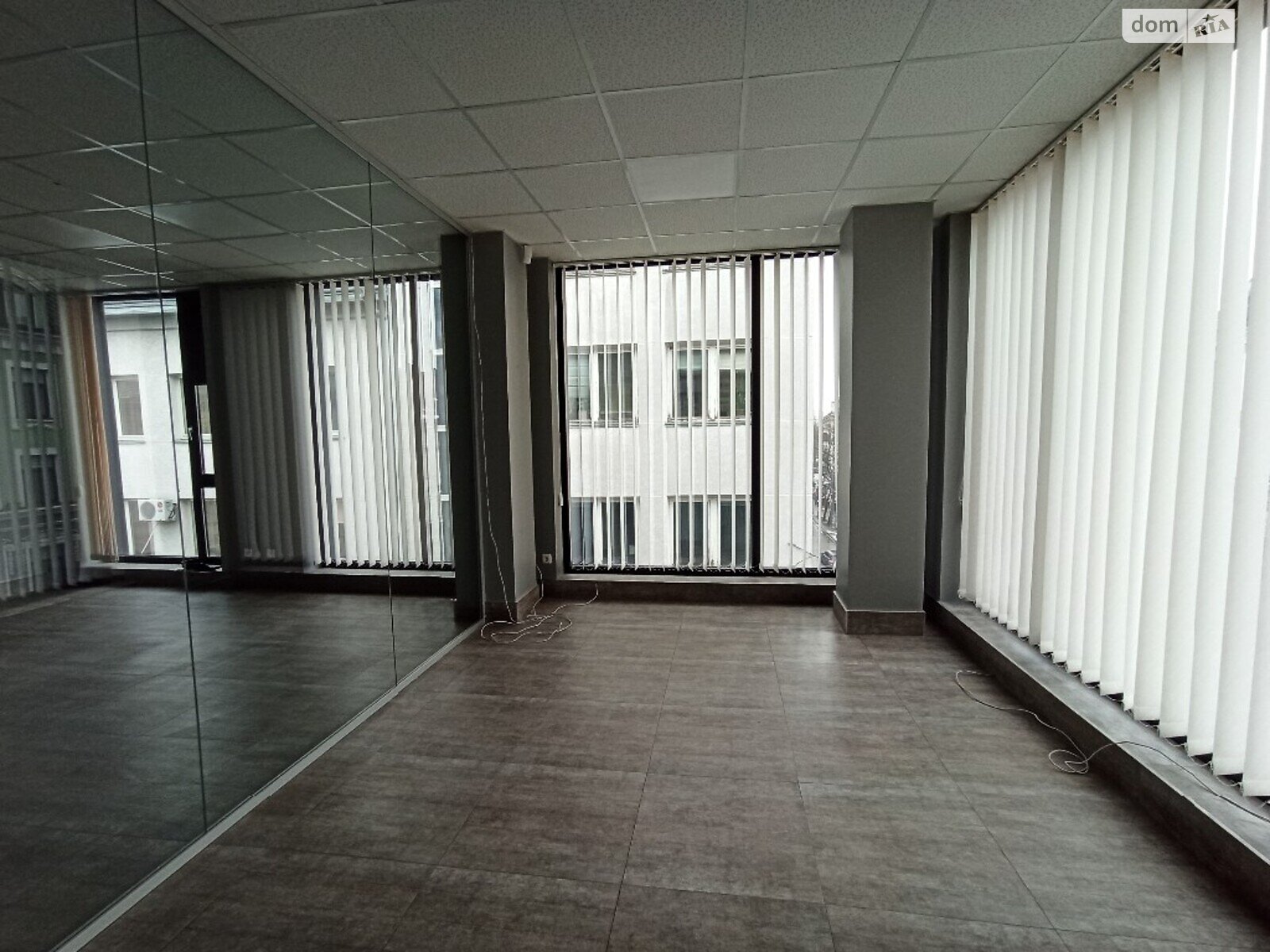 Аренда офисного помещения в Тернополе, Сичинского Дениса улица, помещений - 3, этаж - 4 фото 1