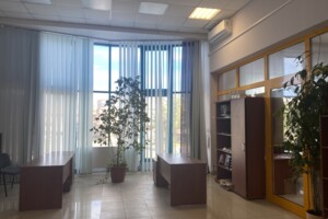 Оренда офісного приміщення в Ужгороді, Олександра Блистіва вулиця, приміщень - 1, поверх - 2 фото 2