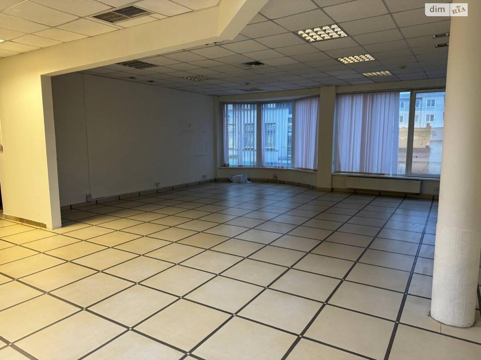 Аренда офисного помещения в Ужгороде, Швабская улица 3, помещений - 2, этаж - 2 фото 1