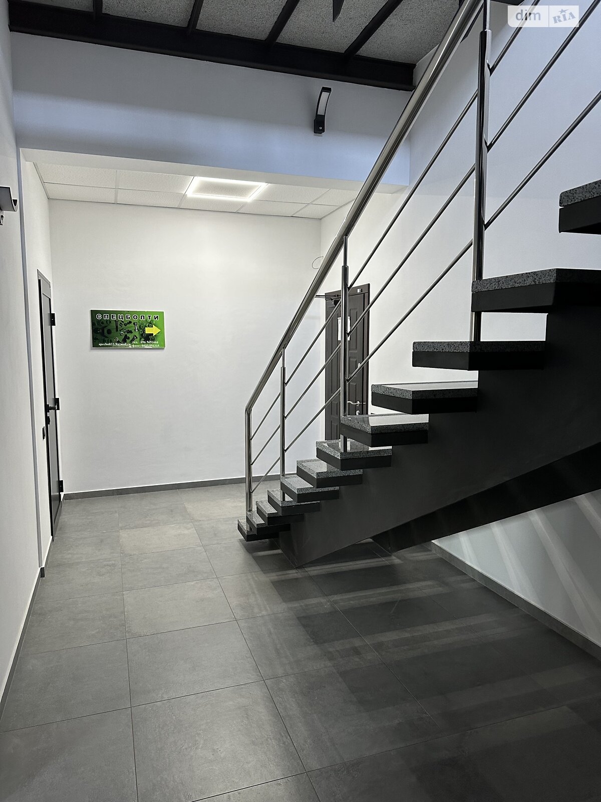 Оренда офісного приміщення в Вінниці, Індустріальний 2-й провулок 3А, приміщень - 3, поверх - 2 фото 1