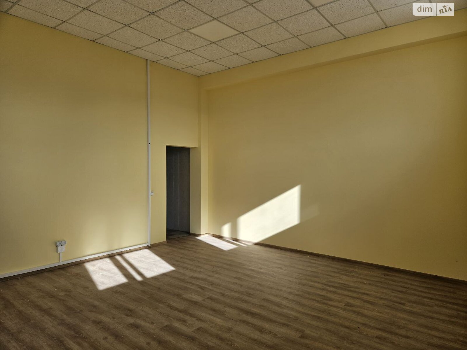 Аренда офисного помещения в Виннице, Родиона Скалецкого улица 15, помещений - 3, этаж - 2 фото 1