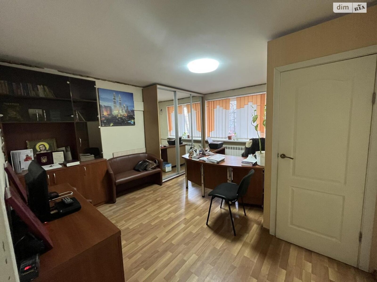 Аренда офисного помещения в Запорожье, Каменногорская улица 1, помещений -, этаж - 1 фото 1