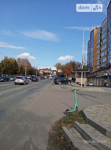 Отдельно стоящий гараж универсальный в Черновцах, площадь 6 кв.м. фото 1 Отдельно стоящий гараж универсальный в Черновцах, площадь 6 кв.м. фото 1