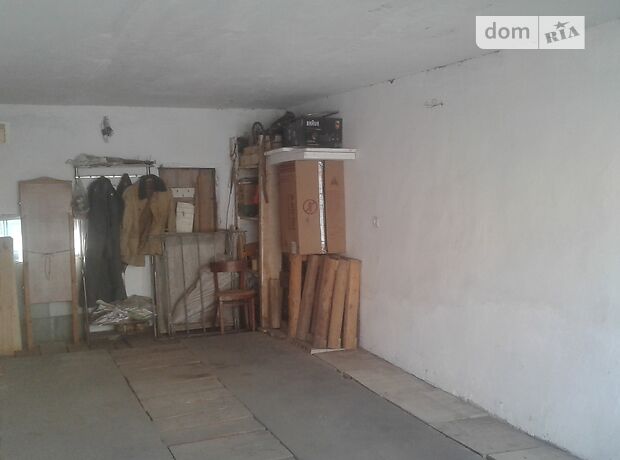 Отдельно стоящий гараж под легковое авто в Черновцах, площадь 30 кв.м. фото 1