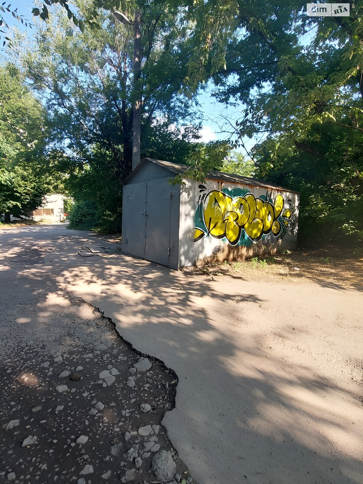 Отдельно стоящий гараж под легковое авто в Днепре, площадь 21 кв.м. фото 1 Отдельно стоящий гараж под легковое авто в Днепре, площадь 21 кв.м. фото 1