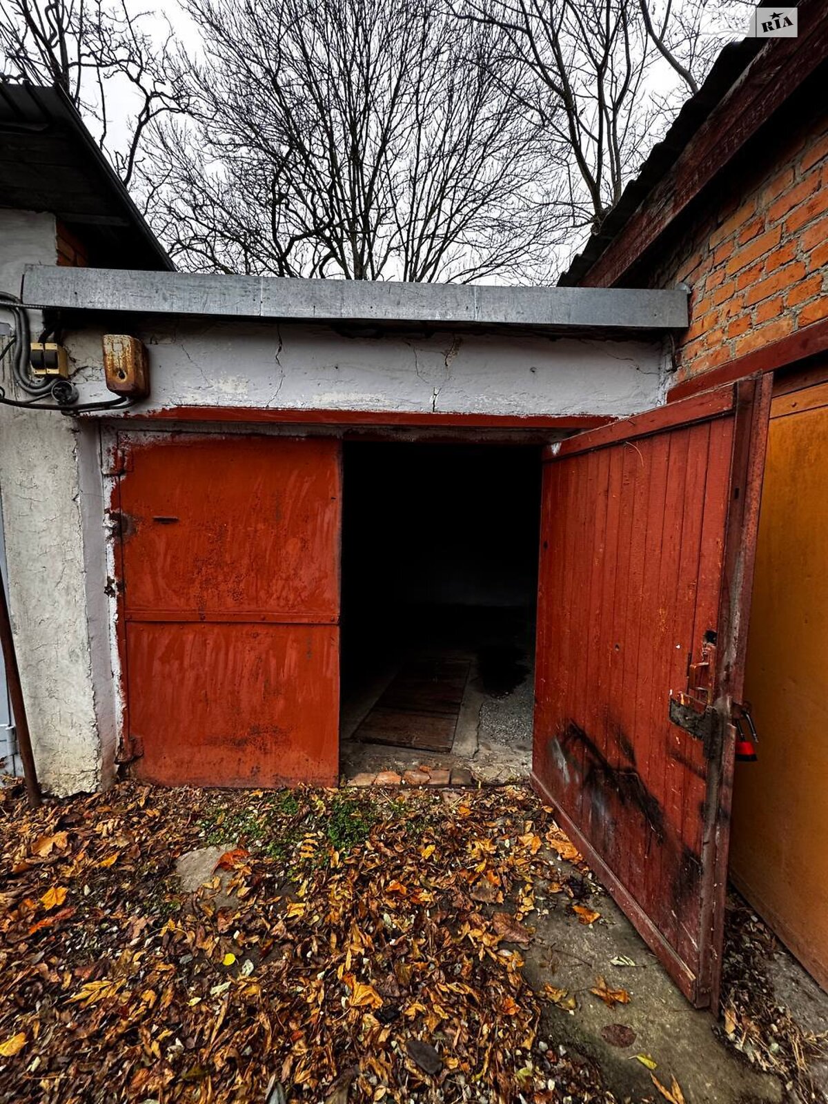 Окремий гараж під легкове авто в Хмельницькому, площа 30 кв.м. фото 1 Окремий гараж під легкове авто в Хмельницькому, площа 30 кв.м. фото 1