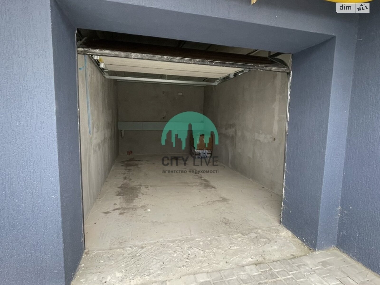 Отдельно стоящий гараж под легковое авто в Ивано-Франковске, площадь 20 кв.м. фото 1 Отдельно стоящий гараж под легковое авто в Ивано-Франковске, площадь 20 кв.м. фото 1