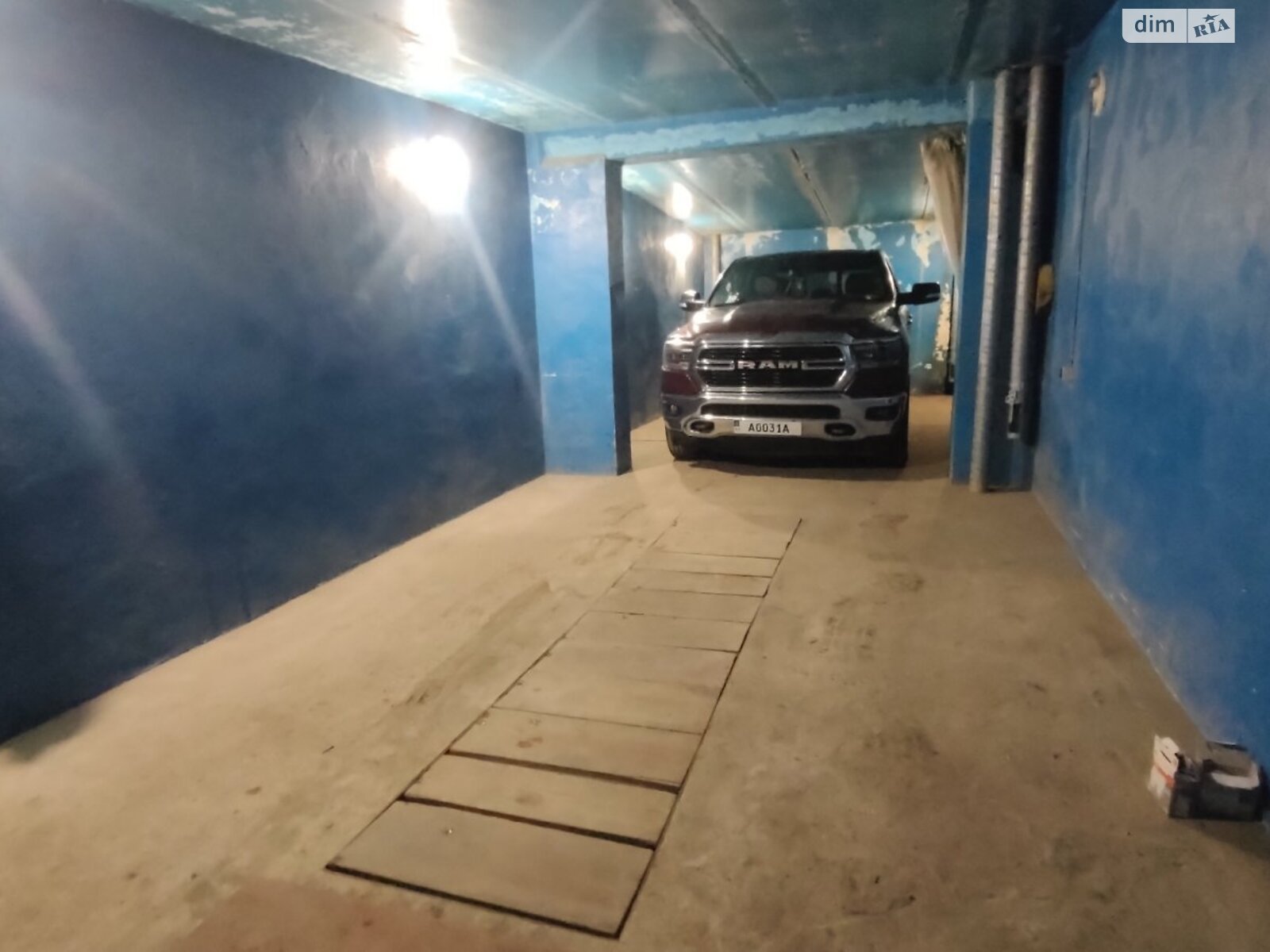 Отдельно стоящий гараж под легковое авто в Киеве, площадь 90 кв.м. фото 1 Отдельно стоящий гараж под легковое авто в Киеве, площадь 90 кв.м. фото 1