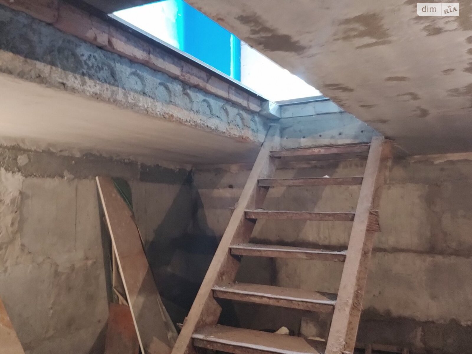 Отдельно стоящий гараж под легковое авто в Киеве, площадь 90 кв.м. фото 1 Отдельно стоящий гараж под легковое авто в Киеве, площадь 90 кв.м. фото 1
