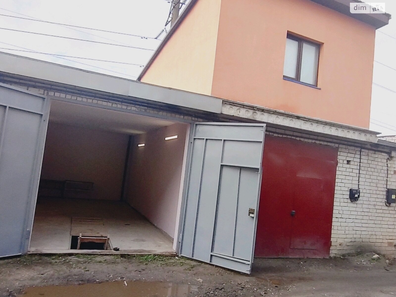 Отдельно стоящий гараж под легковое авто в Киеве, площадь 80 кв.м. фото 1