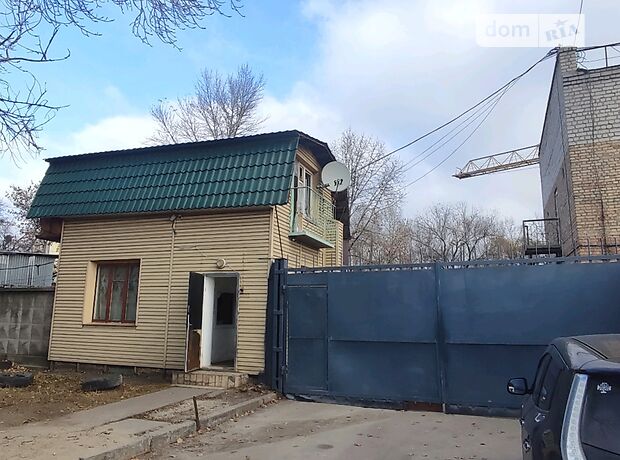 Отдельно стоящий гараж под бус в Киеве, площадь 70 кв.м. фото 1 Отдельно стоящий гараж под бус в Киеве, площадь 70 кв.м. фото 1