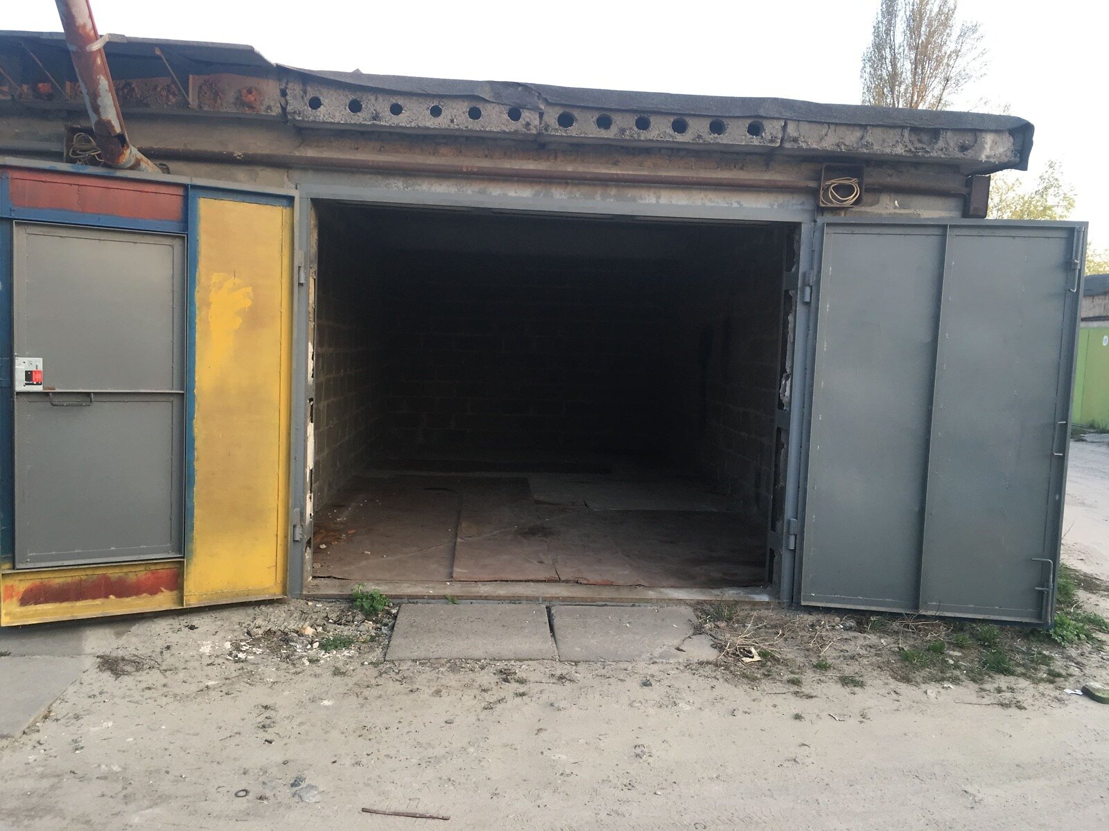 Окремий гараж під легкове авто в Києві, площа 46 кв.м. фото 1 Окремий гараж під легкове авто в Києві, площа 46 кв.м. фото 1