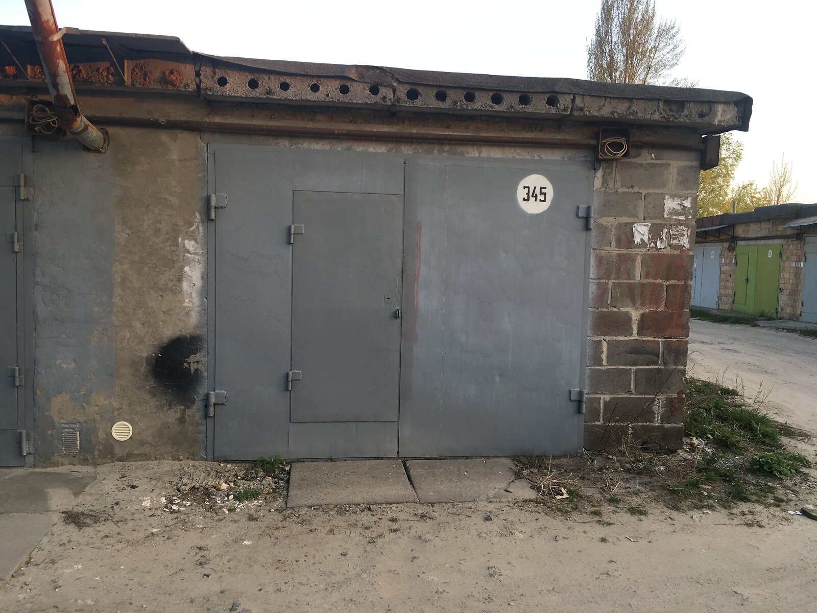 Окремий гараж під легкове авто в Києві, площа 46 кв.м. фото 1 Окремий гараж під легкове авто в Києві, площа 46 кв.м. фото 1
