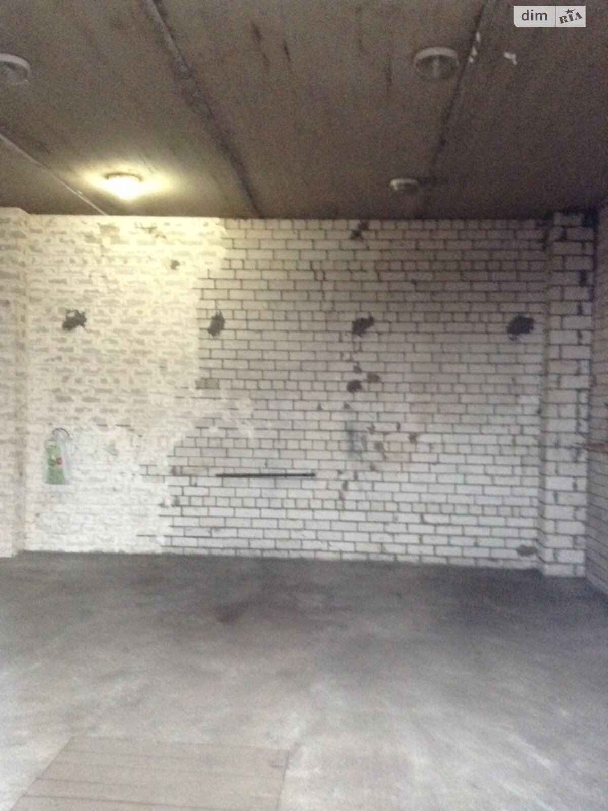 Отдельно стоящий гараж под легковое авто в Киеве, площадь 120 кв.м. фото 1