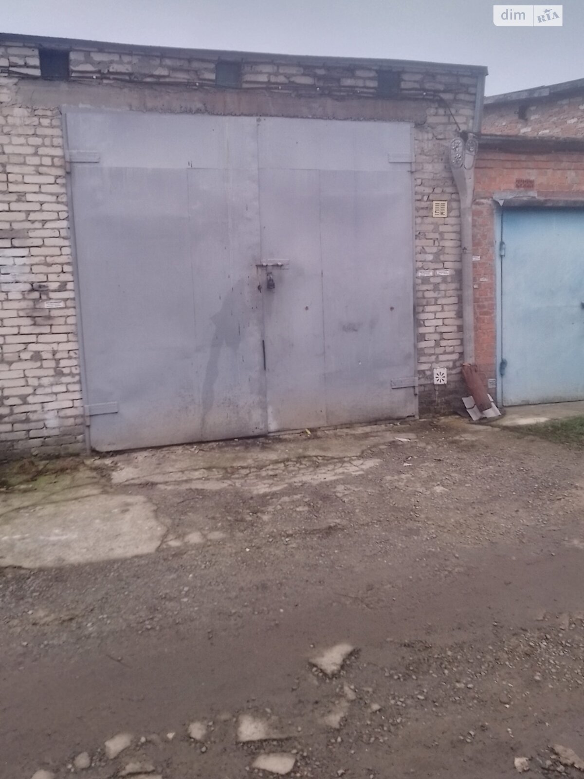 Отдельно стоящий гараж универсальный в Луцке, площадь 35.35 кв.м. фото 1