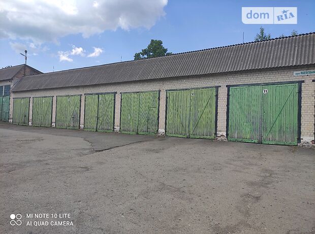 Отдельно стоящий гараж универсальный в Луцке, площадь 700 кв.м. фото 1 Отдельно стоящий гараж универсальный в Луцке, площадь 700 кв.м. фото 1