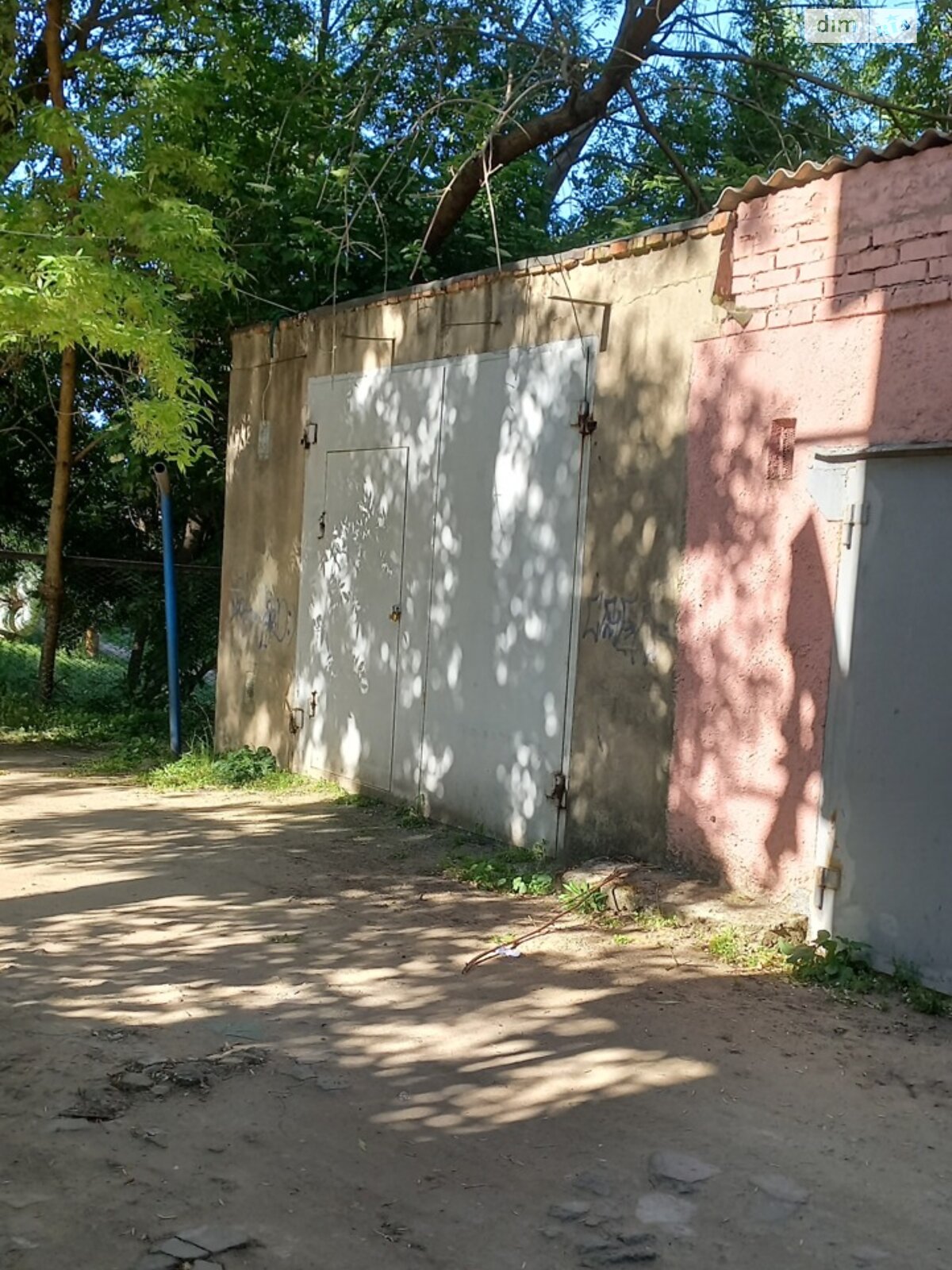 Отдельно стоящий гараж под бус в Николаеве, площадь 20 кв.м. фото 1