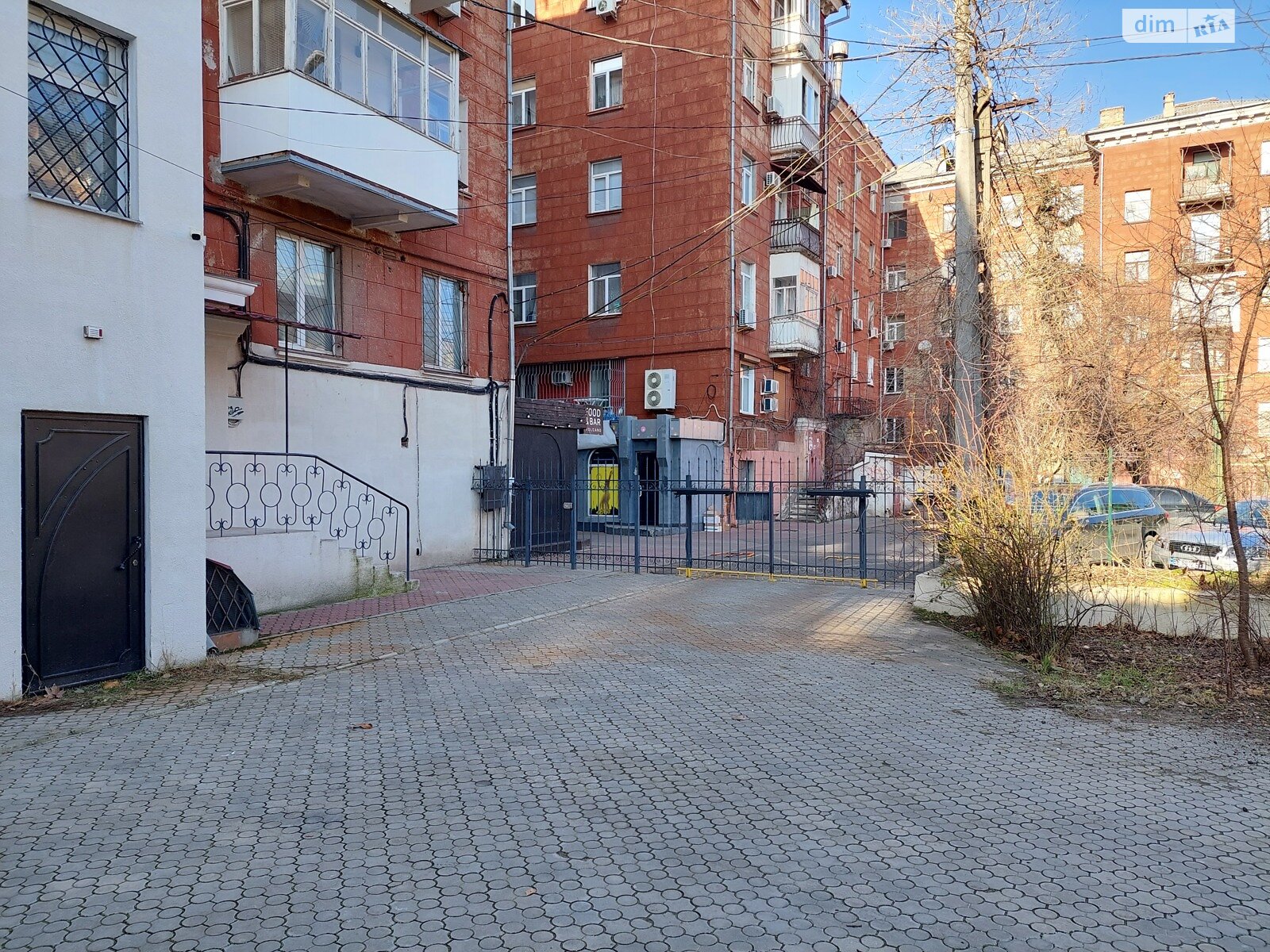 Отдельно стоящий гараж универсальный в Николаеве, площадь 18 кв.м. фото 1
