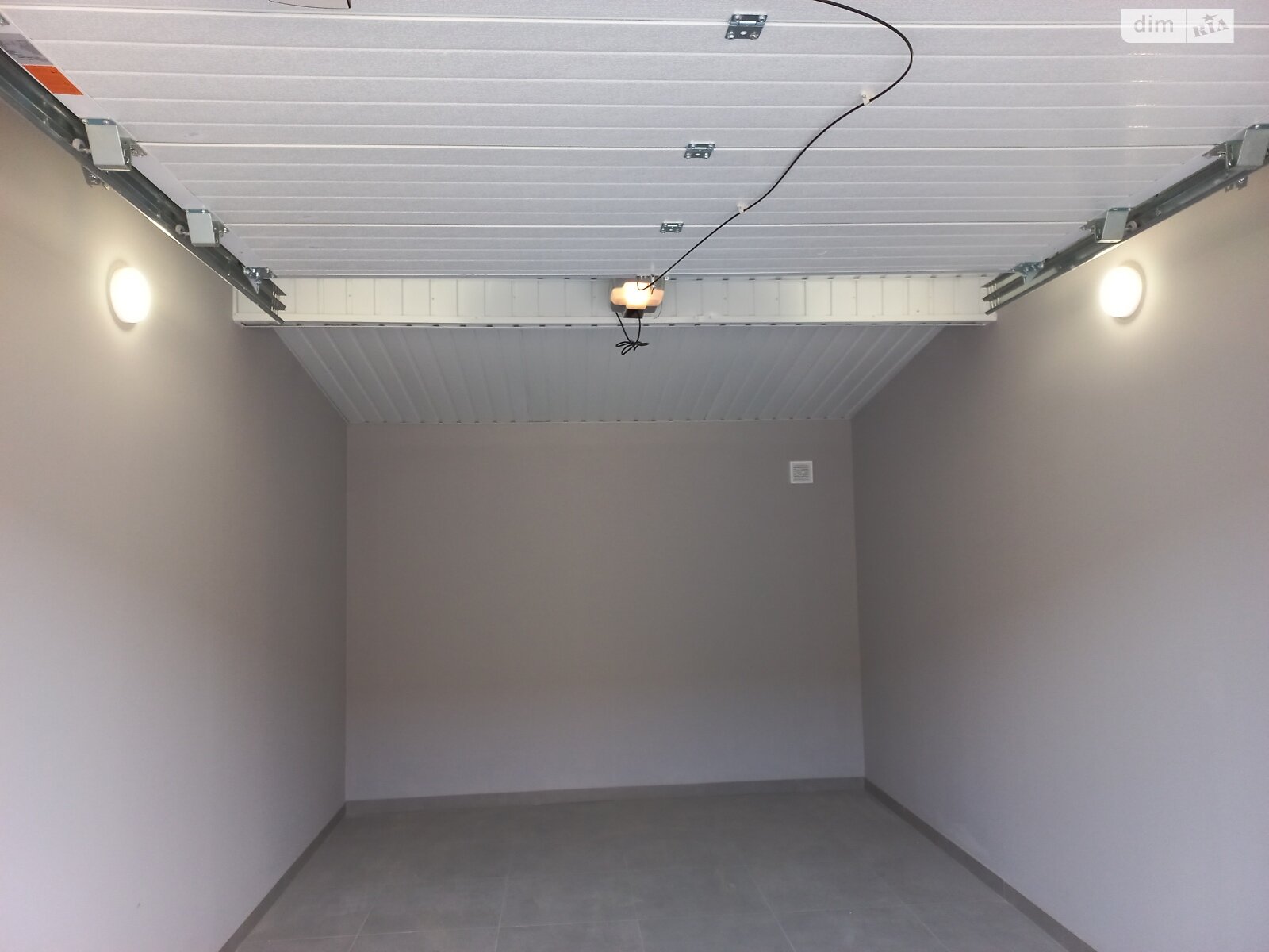 Отдельно стоящий гараж под легковое авто в Ровно, площадь 20 кв.м. фото 1