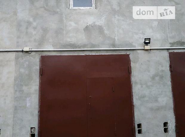 Отдельно стоящий гараж под бус в Тернополе, площадь 24 кв.м. фото 1 Отдельно стоящий гараж под бус в Тернополе, площадь 24 кв.м. фото 1