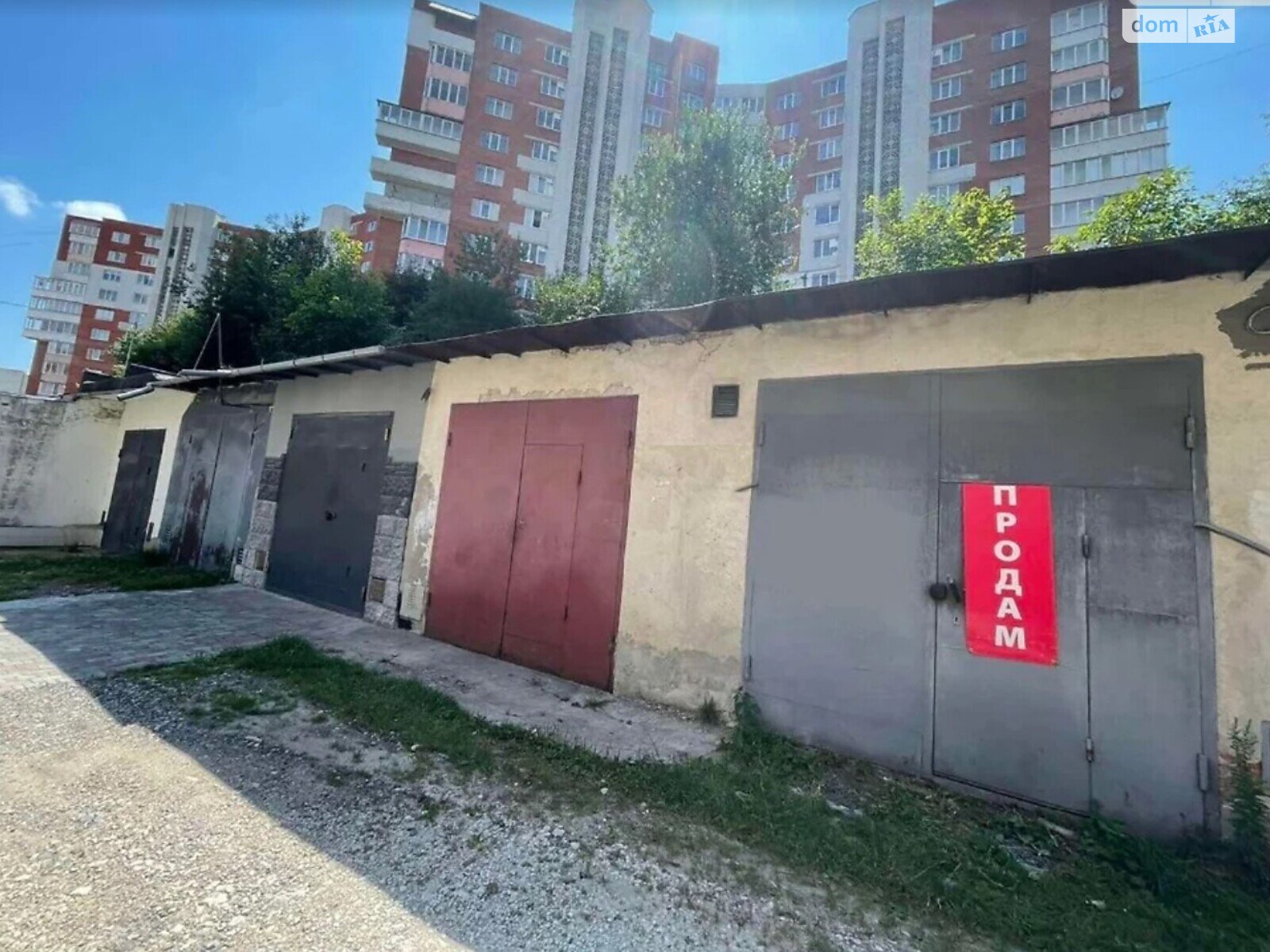 Отдельно стоящий гараж под легковое авто в Тернополе, площадь 22 кв.м. фото 1