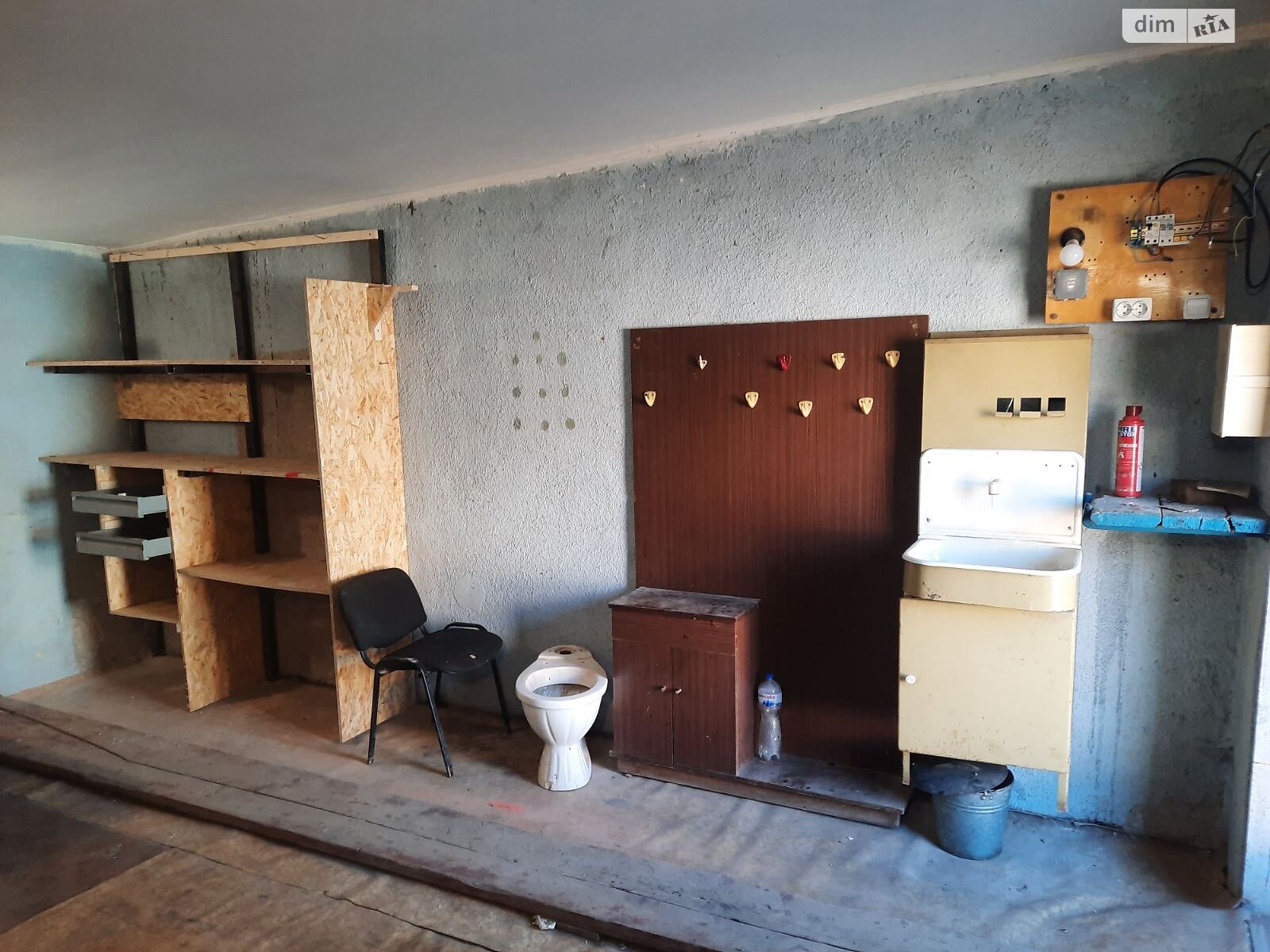 Отдельно стоящий гараж под легковое авто в Тернополе, площадь 22 кв.м. фото 1 Отдельно стоящий гараж под легковое авто в Тернополе, площадь 22 кв.м. фото 1