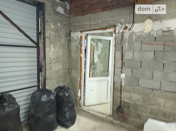 Отдельно стоящий гараж под легковое авто в Ужгороде, площадь 56 кв.м. фото 1 Отдельно стоящий гараж под легковое авто в Ужгороде, площадь 56 кв.м. фото 1