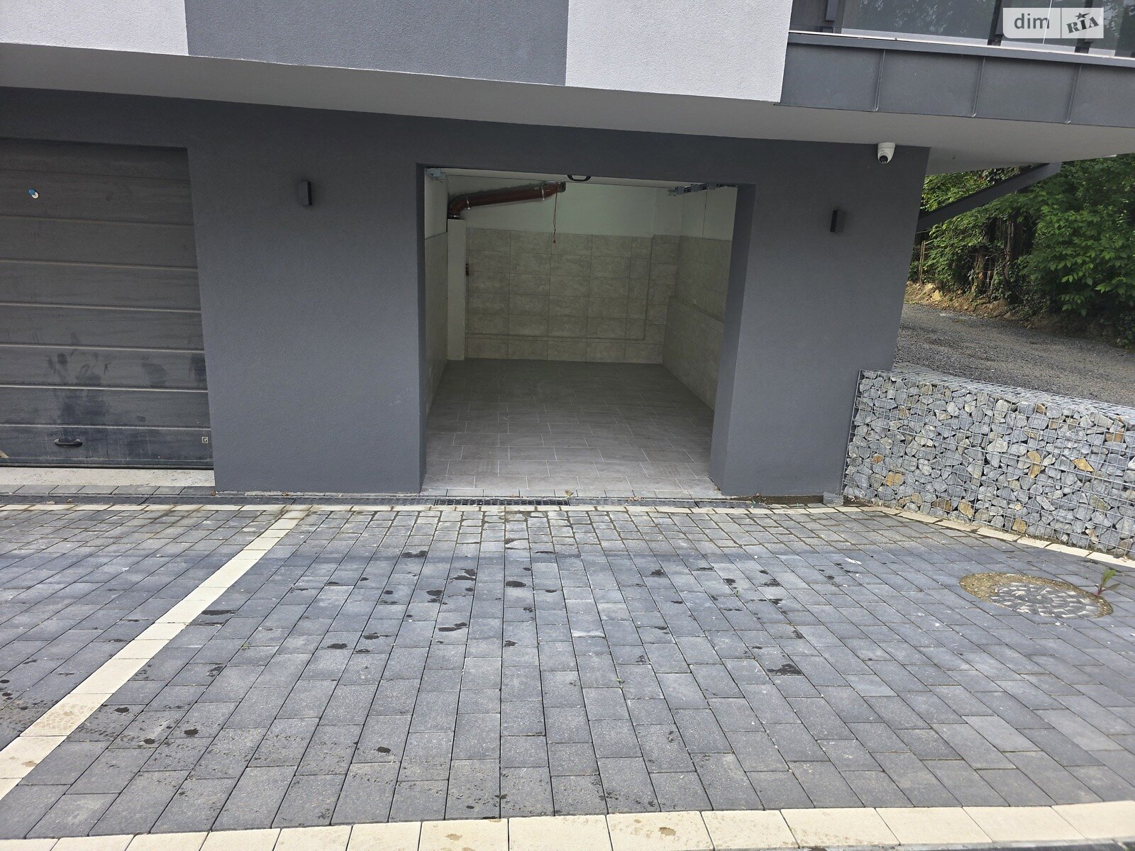 Окремий гараж під легкове авто в Ужгороді, площа 20 кв.м. фото 1