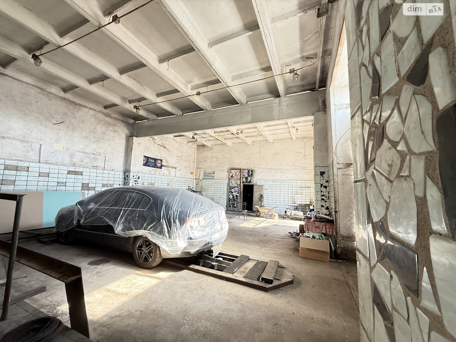Окремий гараж універсальний в Вінниці, площа 180 кв.м. фото 1