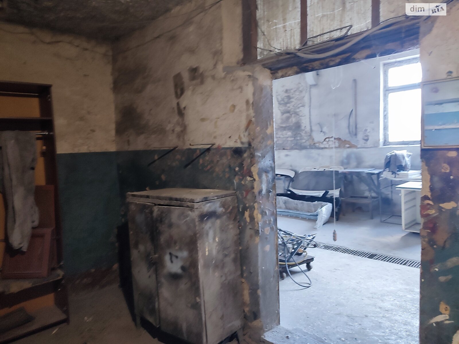 Отдельно стоящий гараж под бус в Виннице, площадь 180 кв.м. фото 1