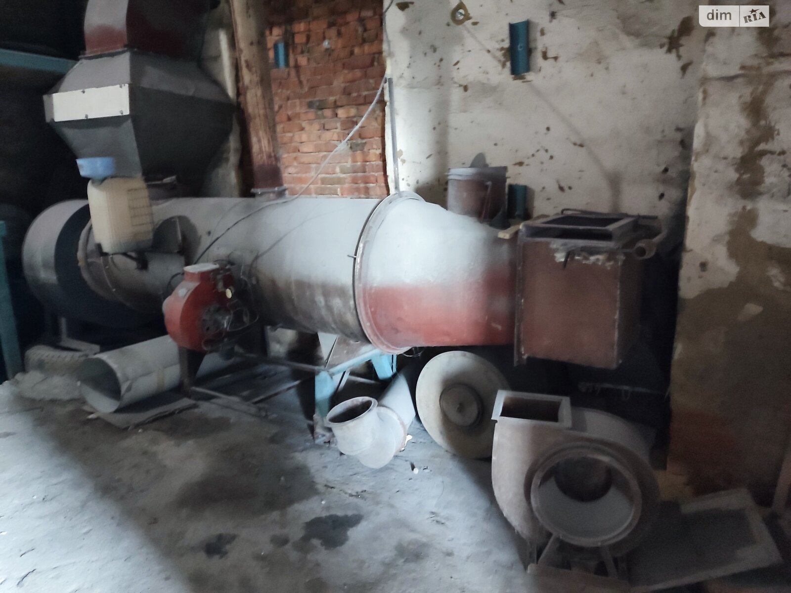 Отдельно стоящий гараж под бус в Виннице, площадь 180 кв.м. фото 1