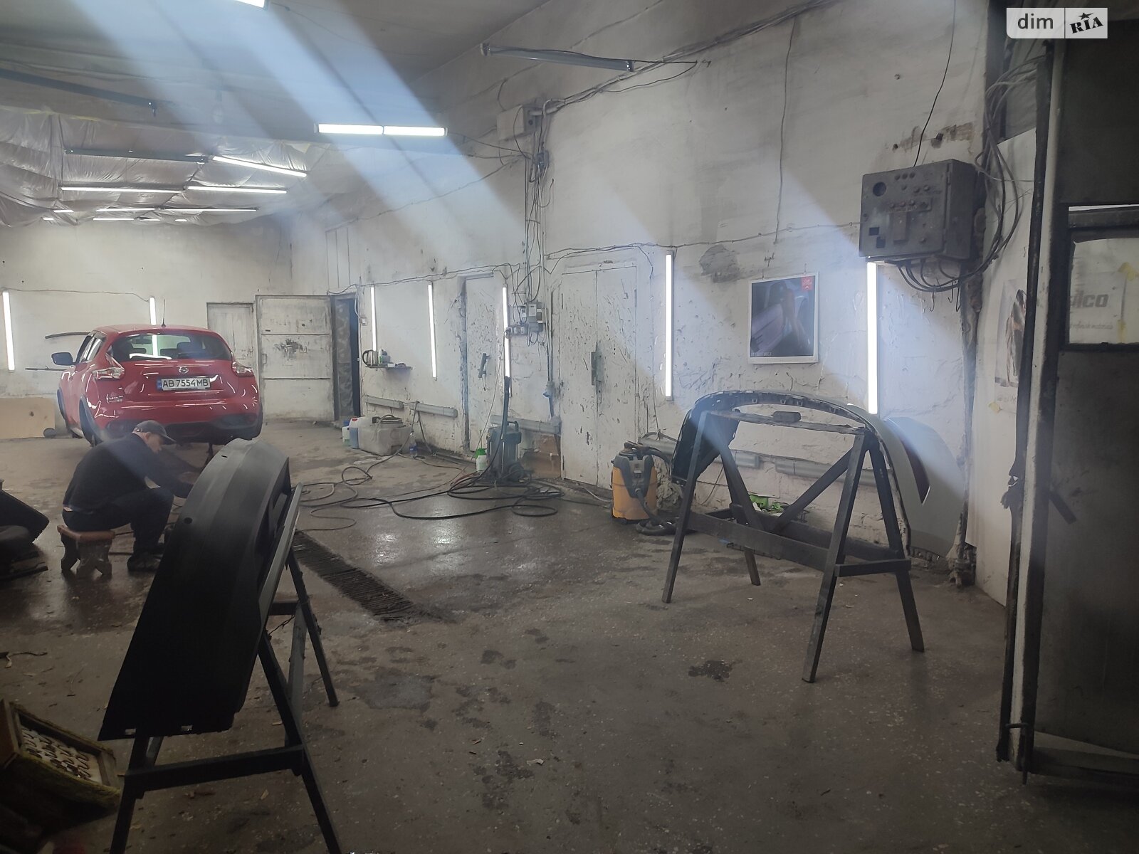 Отдельно стоящий гараж под бус в Виннице, площадь 180 кв.м. фото 1