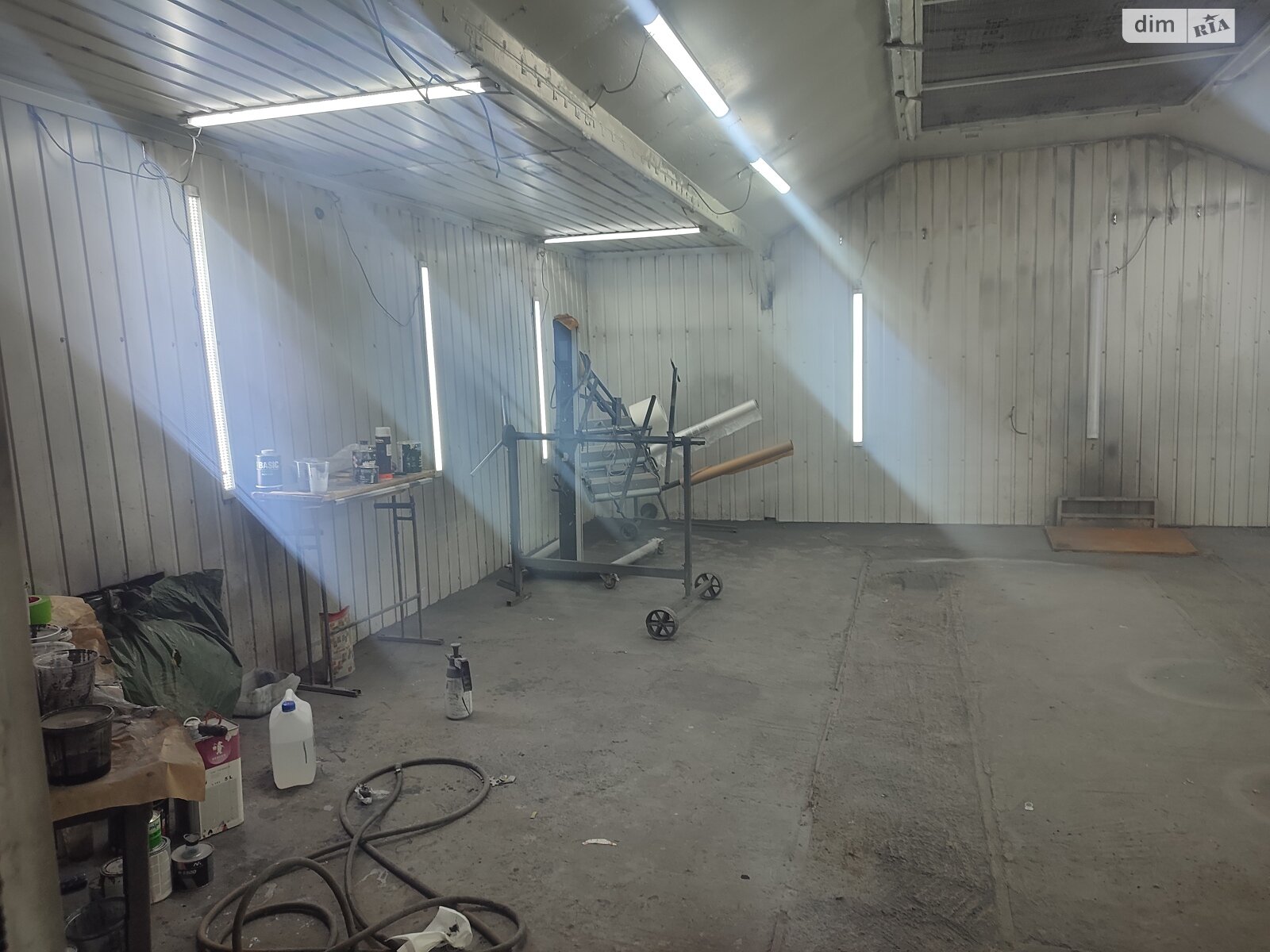 Отдельно стоящий гараж под бус в Виннице, площадь 180 кв.м. фото 1