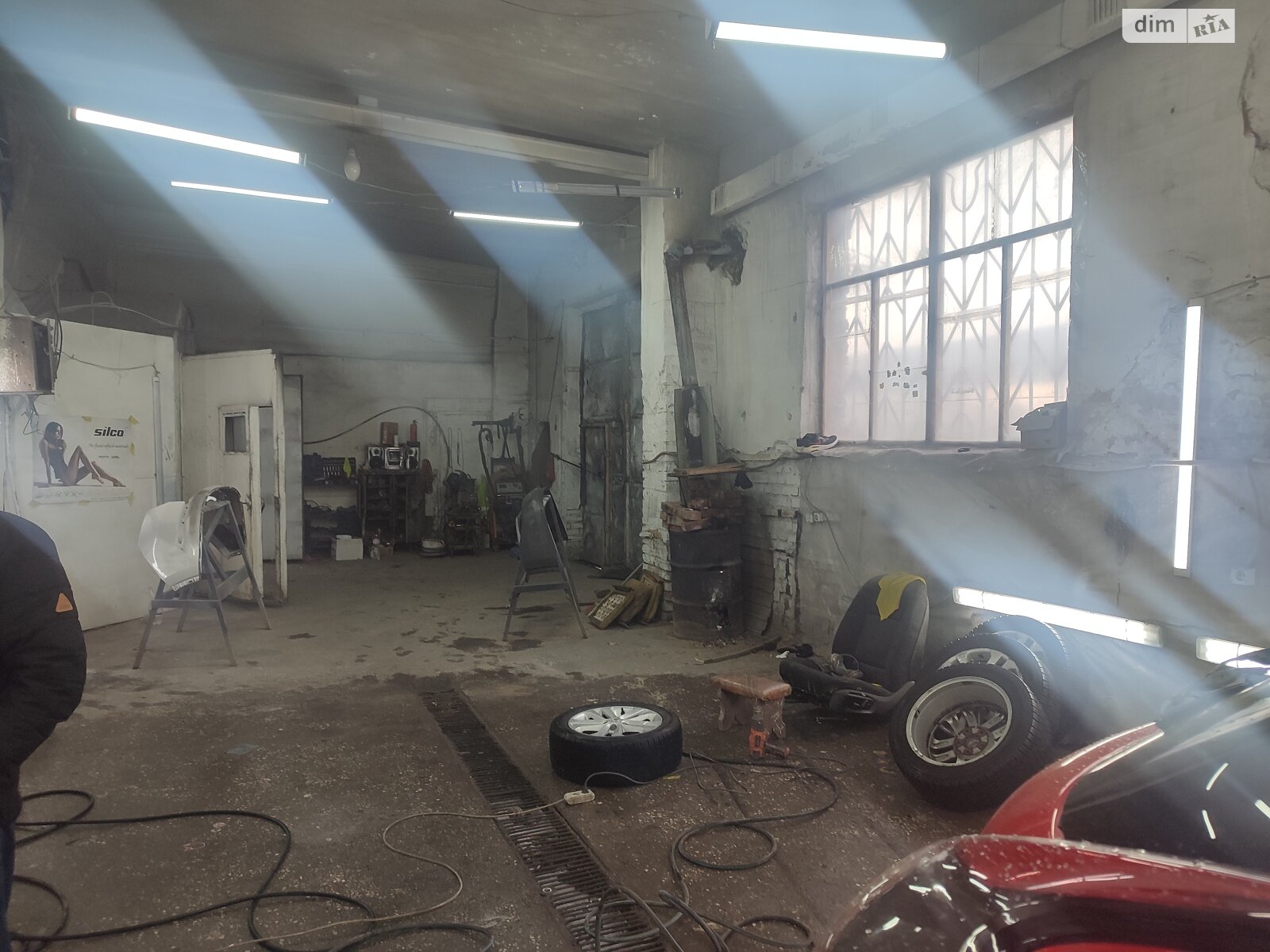 Отдельно стоящий гараж под бус в Виннице, площадь 180 кв.м. фото 1