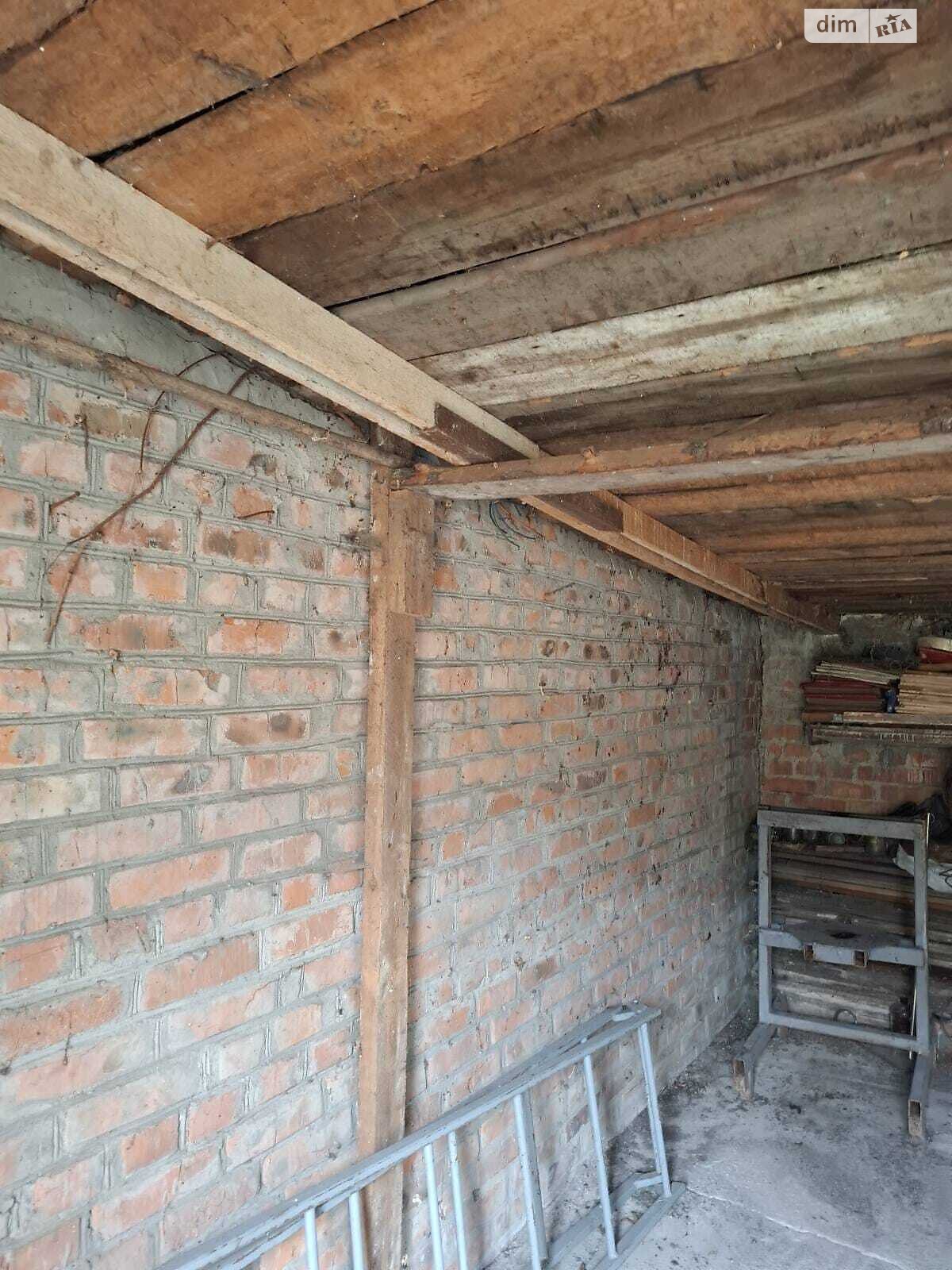 Отдельно стоящий гараж под легковое авто в Виннице, площадь 18 кв.м. фото 1 Отдельно стоящий гараж под легковое авто в Виннице, площадь 18 кв.м. фото 1