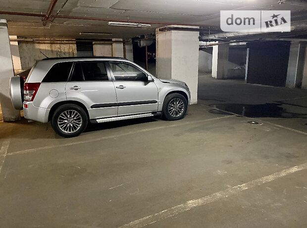 Место на подземном паркинге под легковое авто в Киеве, площадь 14 кв.м. фото 2 Место на подземном паркинге под легковое авто в Киеве, площадь 14 кв.м. фото 2