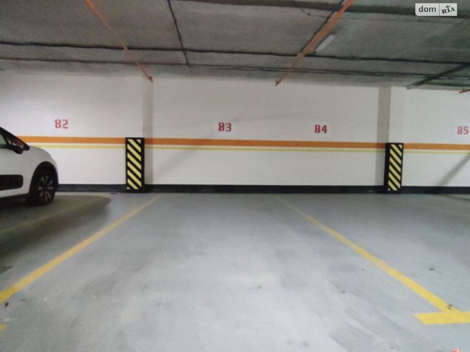 Место на подземном паркинге под легковое авто в Днепре, площадь 15 кв.м. фото 1