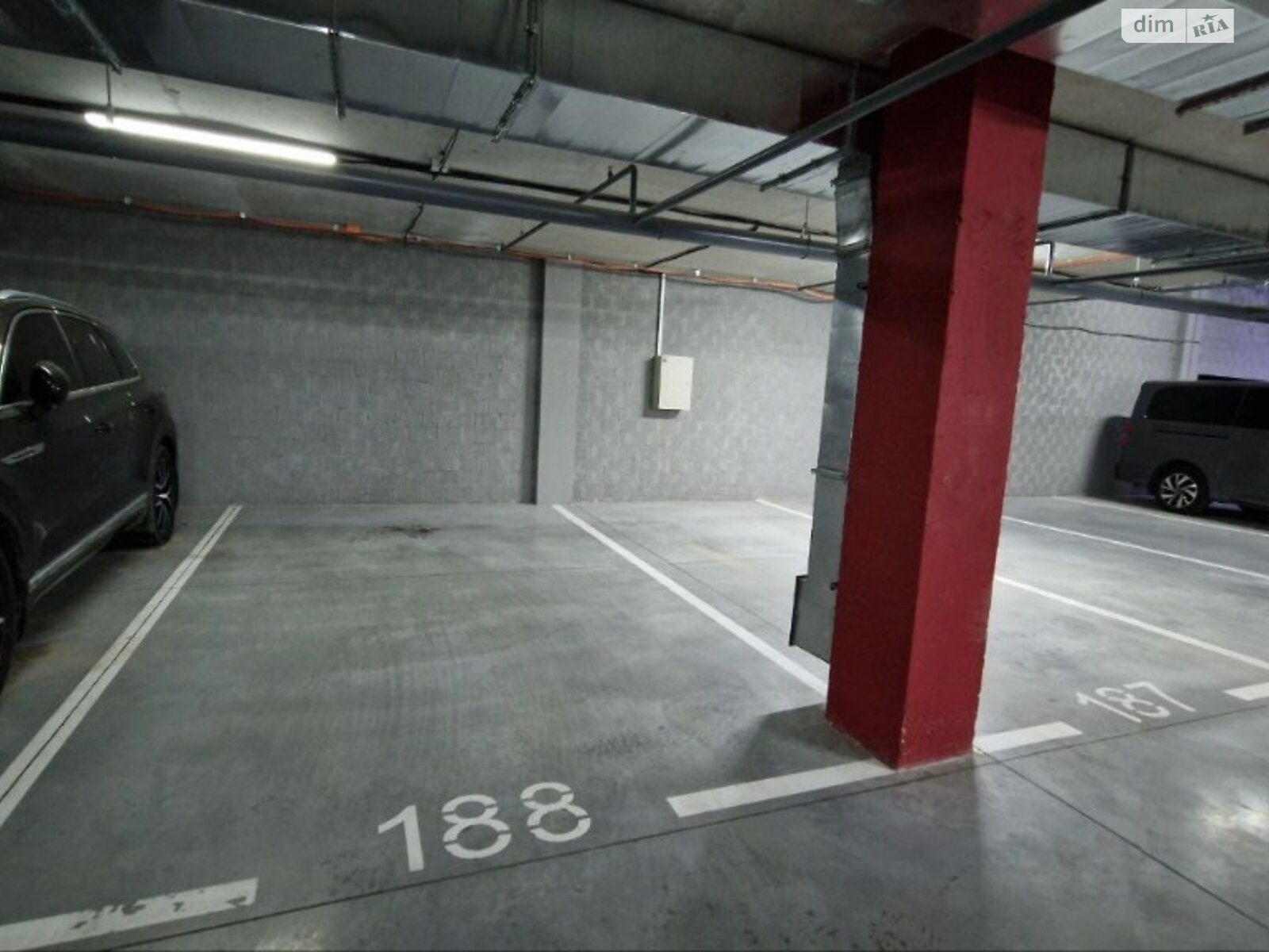 Место на подземном паркинге под легковое авто в Днепре, площадь 18 кв.м. фото 1