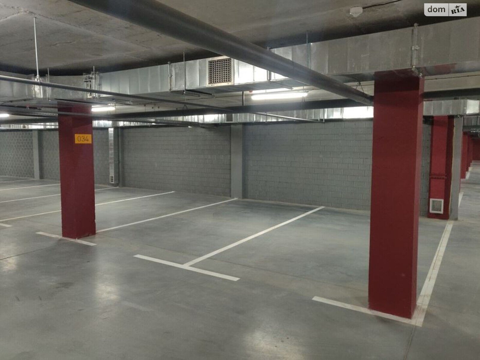 Место на подземном паркинге под легковое авто в Днепре, площадь 16 кв.м. фото 1