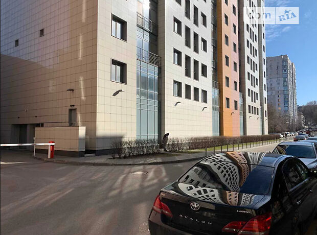 Место на подземном паркинге под легковое авто в Днепре, площадь 20 кв.м. фото 1 Место на подземном паркинге под легковое авто в Днепре, площадь 20 кв.м. фото 1