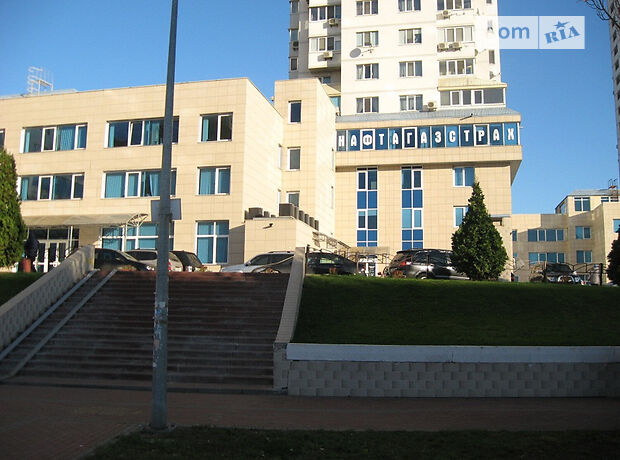 Місце на підземному паркінгу під легкове авто в Києві, площа 13.3 кв.м. фото 1 Місце на підземному паркінгу під легкове авто в Києві, площа 13.3 кв.м. фото 1
