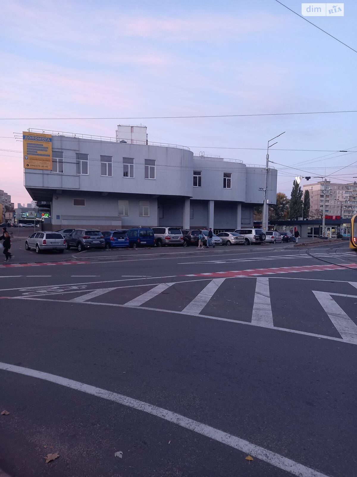 Место на подземном паркинге под легковое авто в Киеве, площадь 1971 кв.м. фото 1 Место на подземном паркинге под легковое авто в Киеве, площадь 1971 кв.м. фото 1