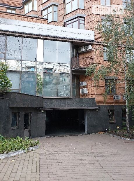 Место на подземном паркинге под легковое авто в Киеве, площадь 20 кв.м. фото 1 Место на подземном паркинге под легковое авто в Киеве, площадь 20 кв.м. фото 1