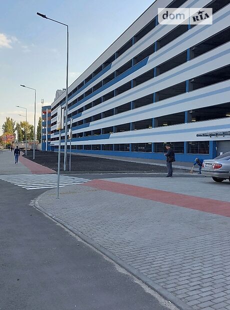 Место на подземном паркинге под легковое авто в Киеве, площадь 13.5 кв.м. фото 1 Место на подземном паркинге под легковое авто в Киеве, площадь 13.5 кв.м. фото 1