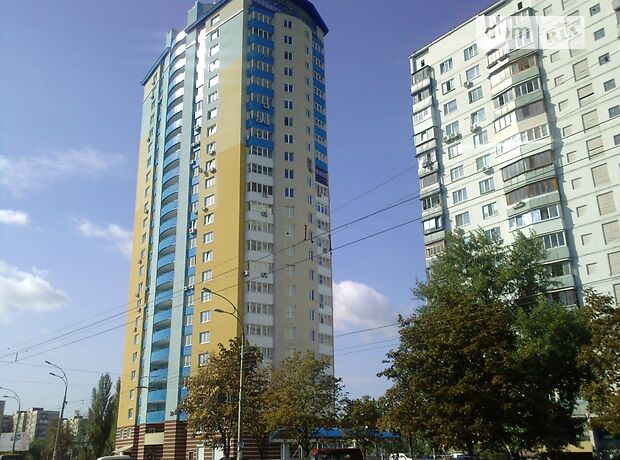 Место на подземном паркинге под легковое авто в Киеве, площадь 15 кв.м. фото 1 Место на подземном паркинге под легковое авто в Киеве, площадь 15 кв.м. фото 1