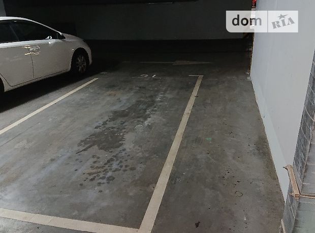 Место на подземном паркинге под легковое авто в Киеве, площадь 15 кв.м. фото 2 Место на подземном паркинге под легковое авто в Киеве, площадь 15 кв.м. фото 2